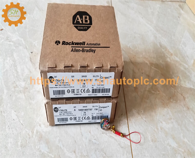 Allen Bradley 2711-K5A8